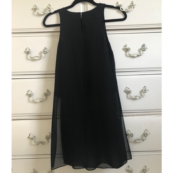 Guess halter xs - Picture 2 of 4